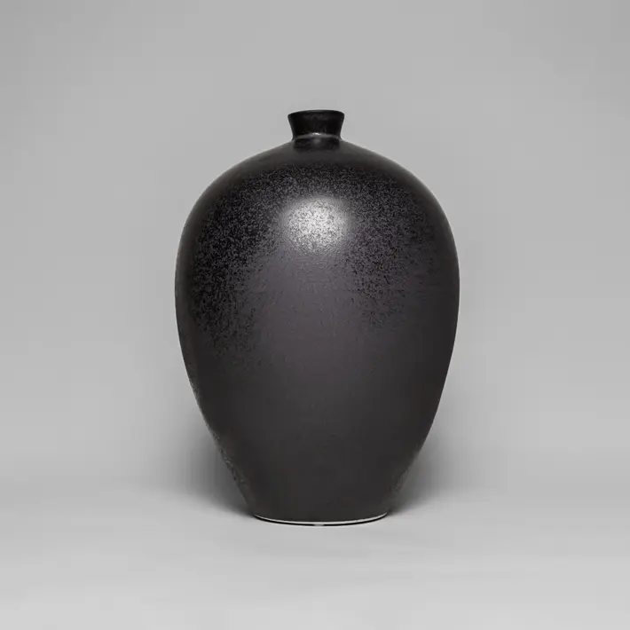 Ваза 25х36 см, фарфор, черный