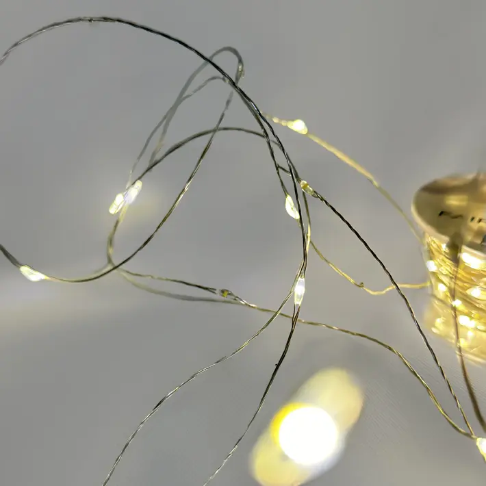 Гирлянда РОСА, L100 м, в бобине, 1000 светодиодов, теплый белый свет, белый Гирлянда РОСА, L100 м, в бобине, 1000 светодиодов, теплый белый свет, белый