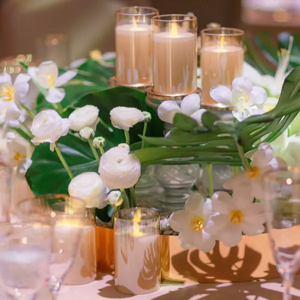 Светодиодная свеча 7,5х12,5 см, пластик, стекло, парафин, золотой