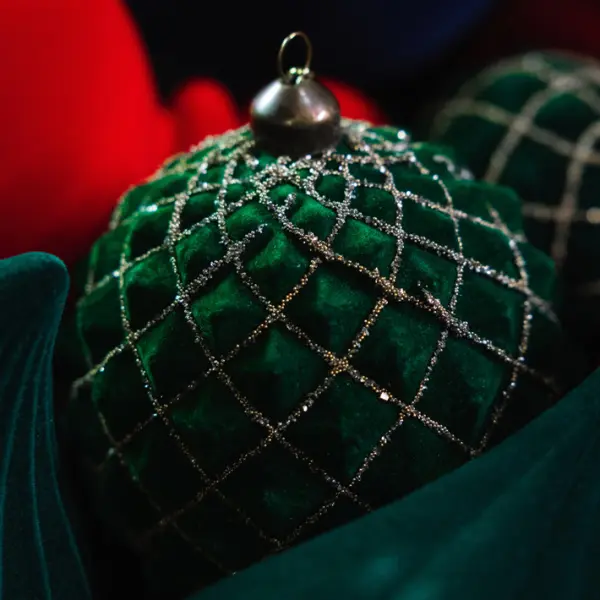 Шар D12 см, стекло, флок, зеленый, золотой