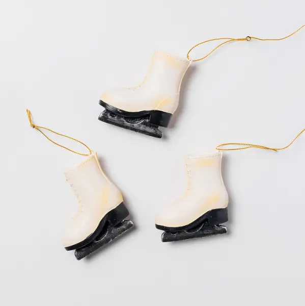 Подвес КОНЬКИ 7x8 см, полирезин, белый