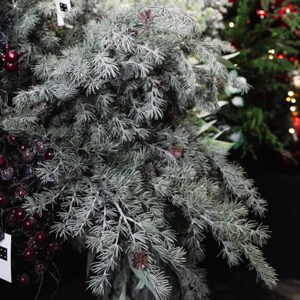 Ветвь хвойная ЛИСТВЕННИЦА с шишками, L65 см, пластик, серо-зеленый