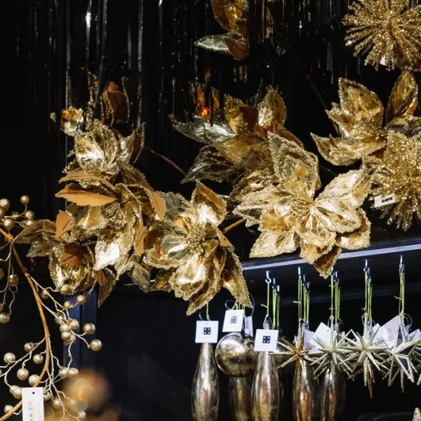 Цветок пуансеттии 30х50 см, полиэстер, золотой