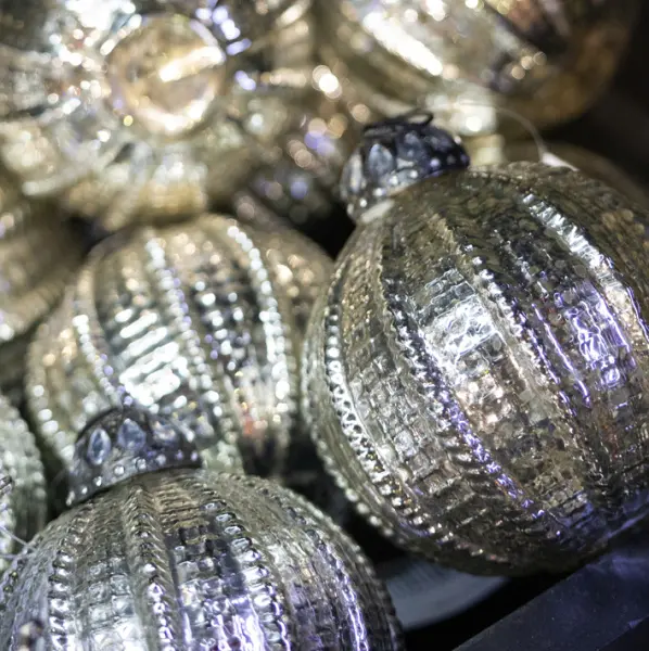 Шар D10 см, стекло, серебряный