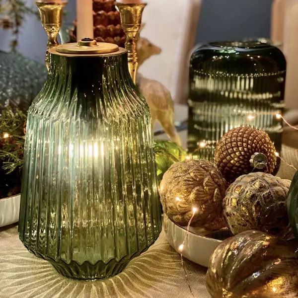 Светильник H26,5 см, стекло, зелёный