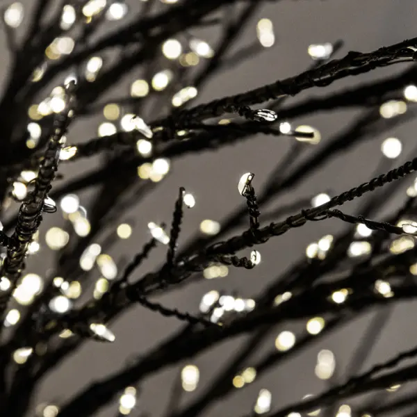 Дерево с мерцающим эффектом LED H210 см, пластик, металл, черный