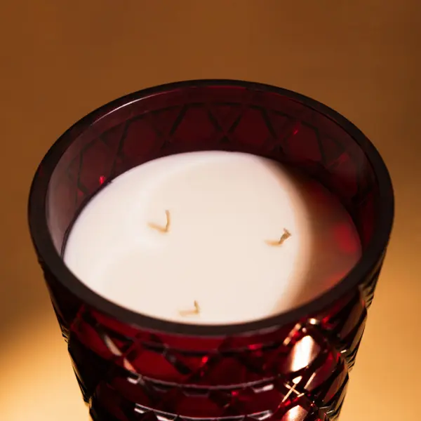 Ароматическая свеча TAIGA, 15х23 см, 2100 мл, стекло, красный