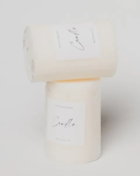 Набор свечей столбики в коробке, 7х10 см, 2 шт, воск, белый