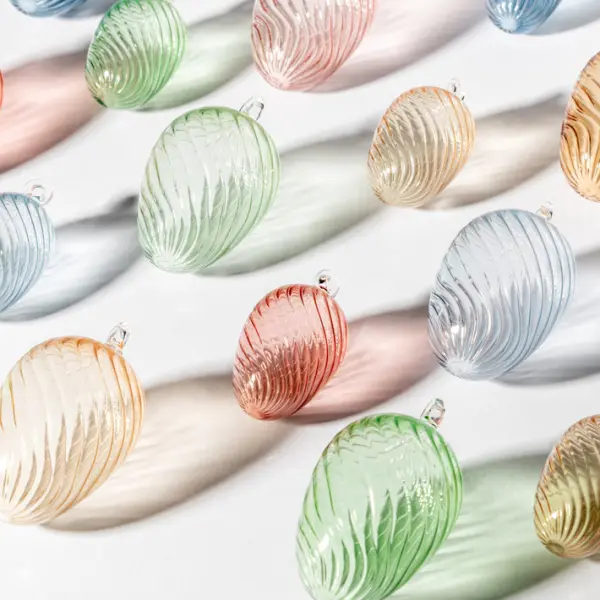 Подвес ручной работы ЯЙЦО 6x7 см, стекло, темно-розовый