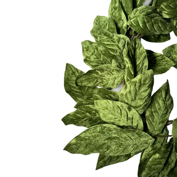 Венок с листьями D66 см, бархат, оливковый