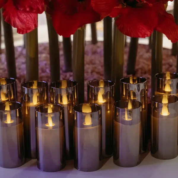 Набор из 3-х светодиодных свечей 4,8х8, 10, 12,5 см, пластик, стекло, парафин, дымчатый