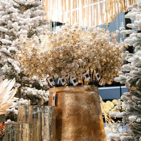 Ветвь ягодная H73 см с блестками, пластик, шампань