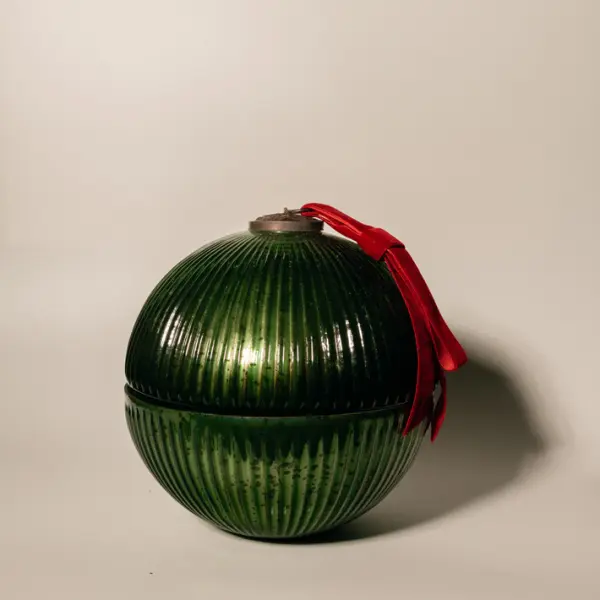 Ароматическая свеча АПЕЛЬСИН КОРИЦА, ребристая, 20 см, стекло, зеленый